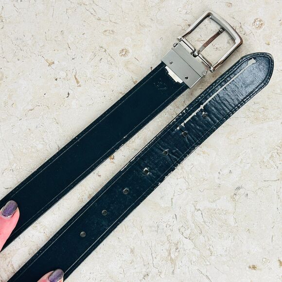 Steve Madden Brown Leather Belt Mens Size 32 Brushed Nickel Logo Buckle - Picture 3 of 7